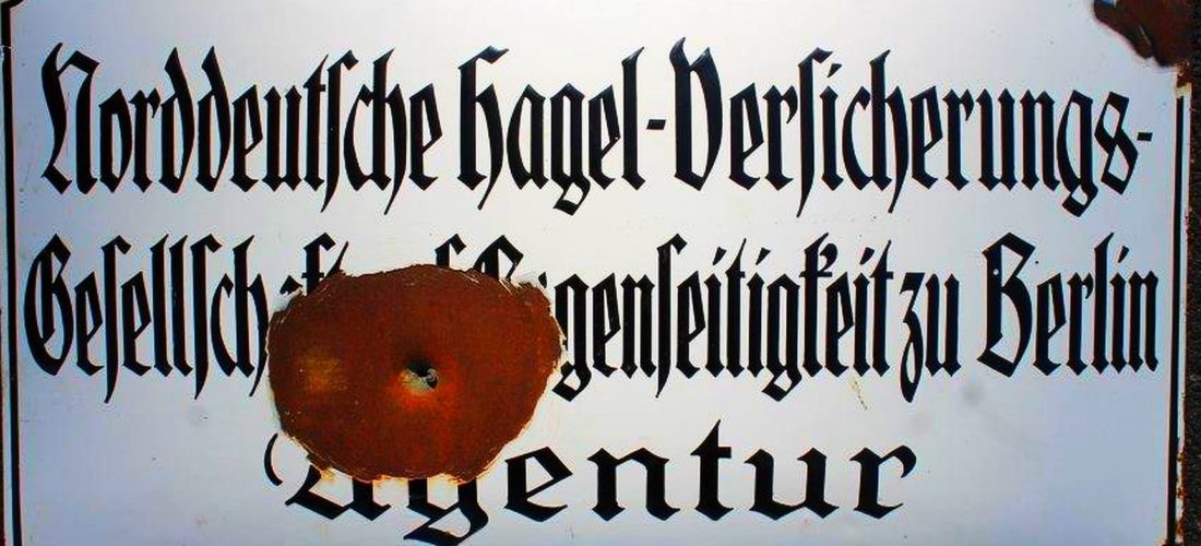 Versicherungen für Ehrenamt und Flüchtlinge